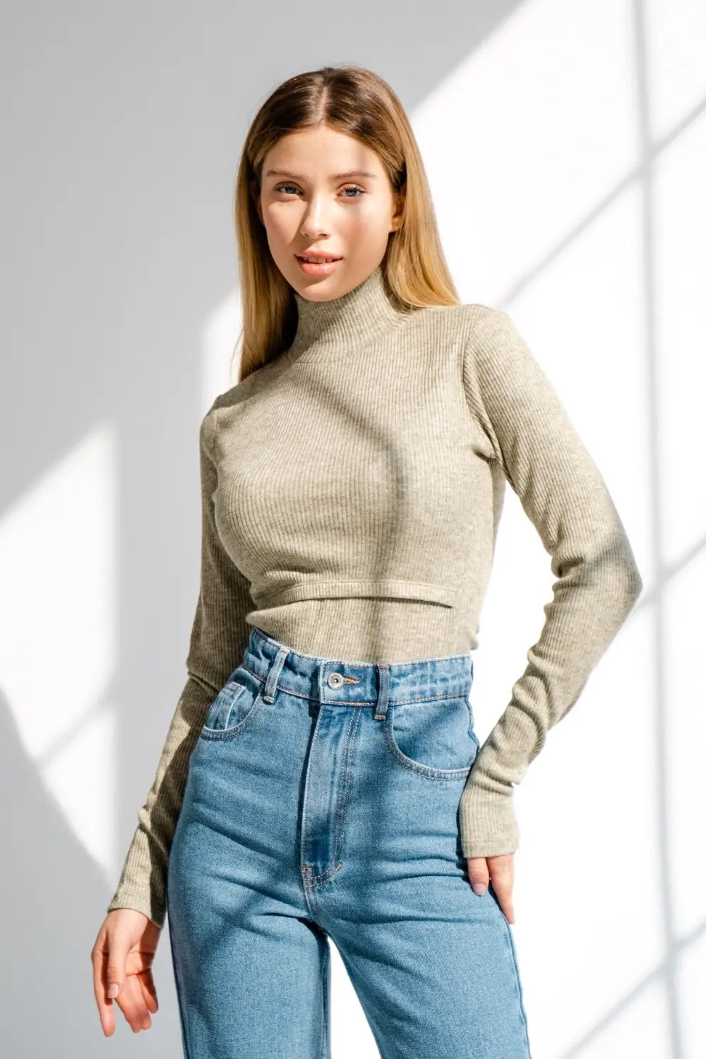 Maternity Stylish Turtleneck Sweater for Breastfeeding 4279051