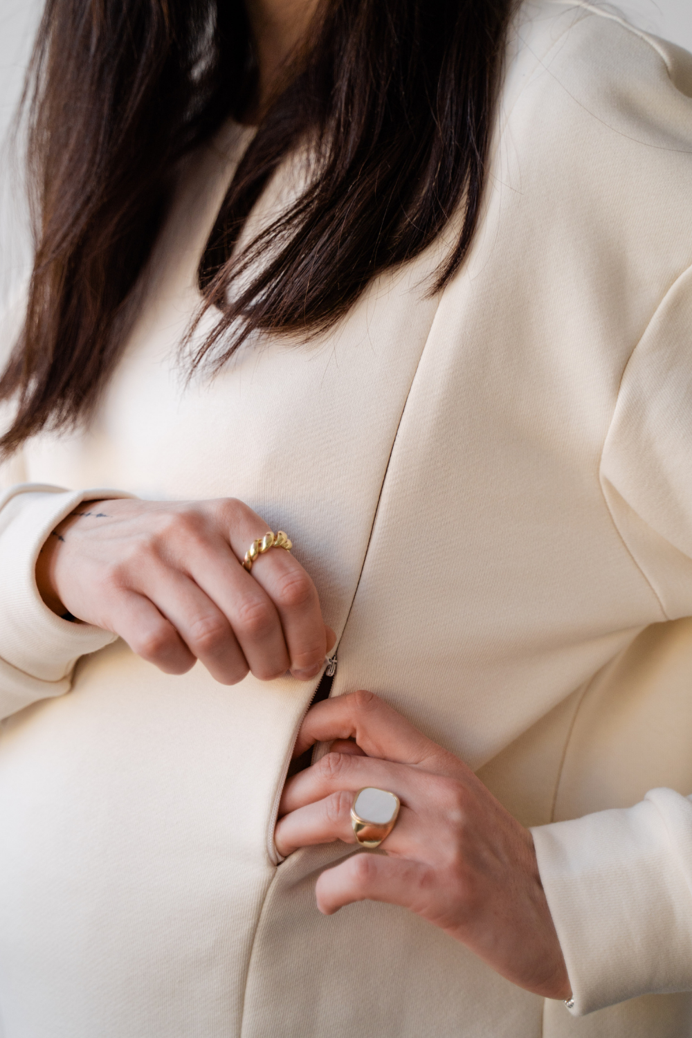 Oversized Basic Sweatshirt for Maternity and Nursing Moms 4355114