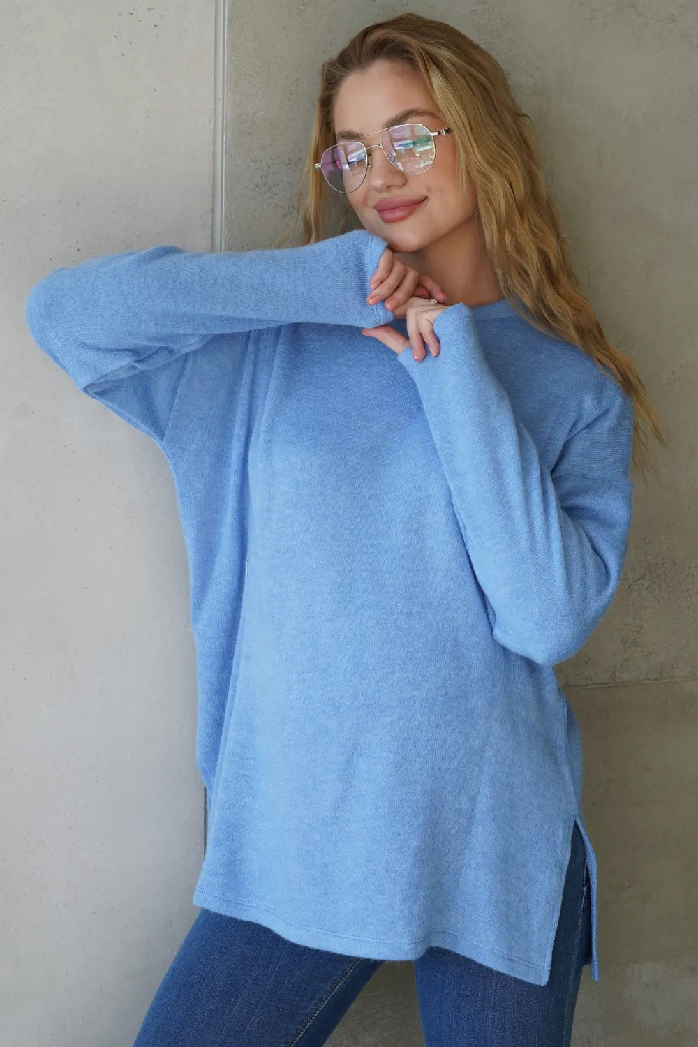 Stylish and Warm Sweater for Pregnant and Nursing Moms 4483155